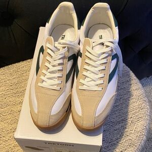 💚Tretorn Rawlins Sneakers💚 Size 10 Worn twice!